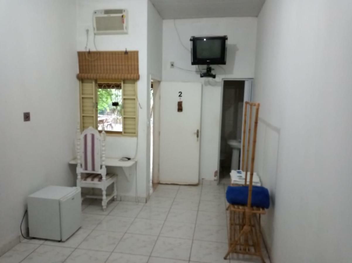 Pousada Do Rio Corrente Alvorada do Norte Exterior photo